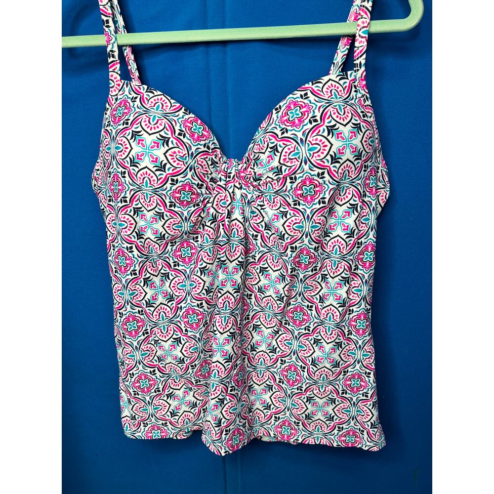 Island Escape Tankini swim top size 10 geometric NEW NWT